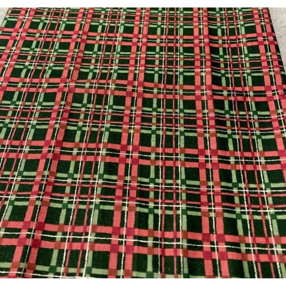 Vintage Concord Fabrics Plaid Cotton Fat Quarter 18x22 Red & Green Print Sewing - Picture 8 of 9